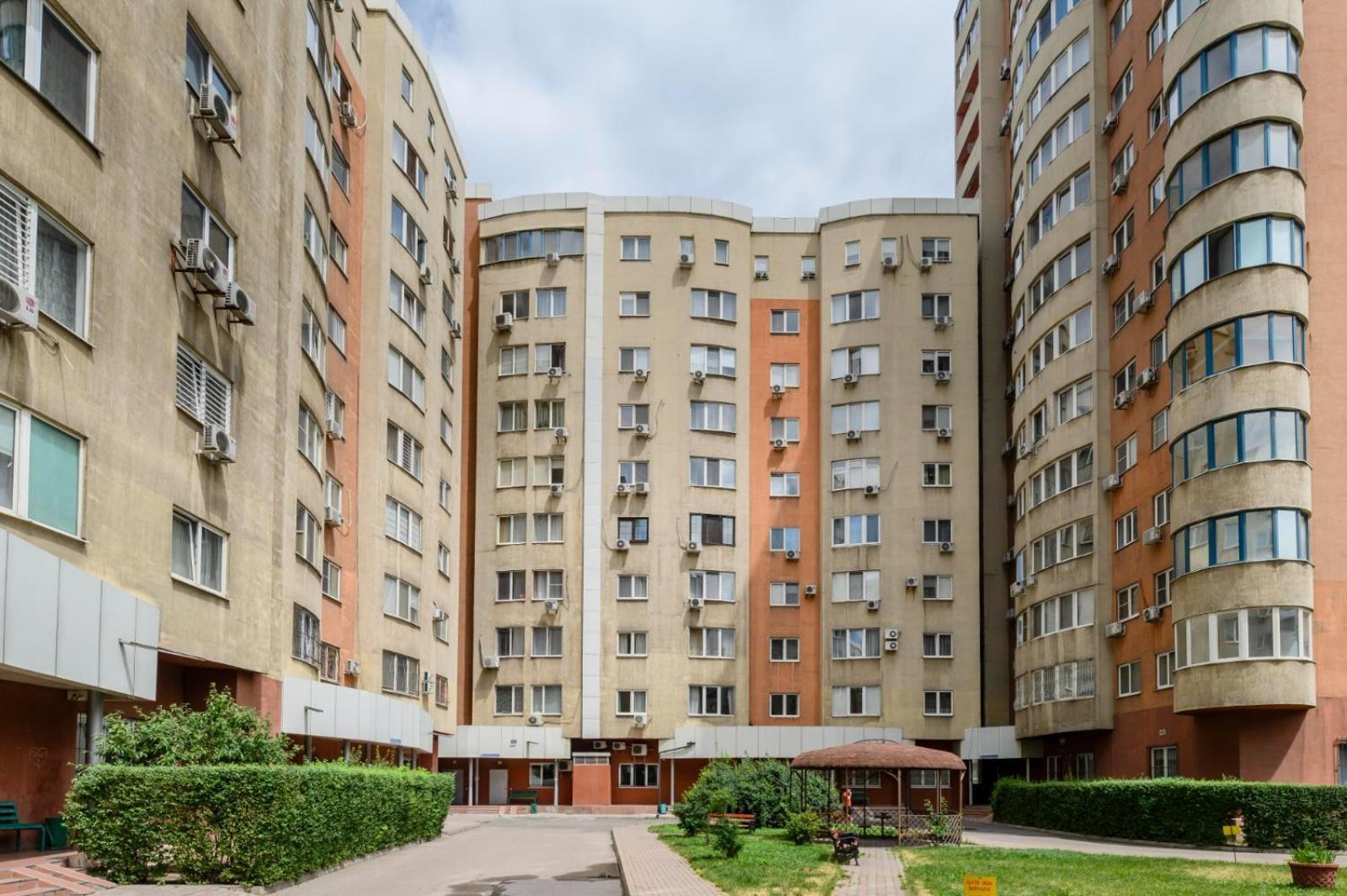 428 Lighthouse Apartments - Traveler'S Choice Almaty Exterior foto